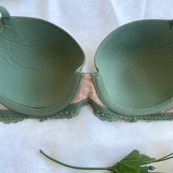 NEW Victoria Secret Dream Angels Lined Demi Bra